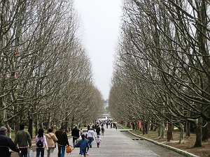20060409-007-s